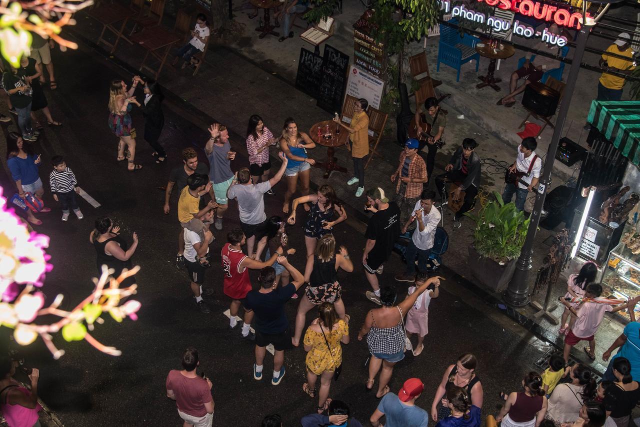 Vietnam Backpacker Hostels - Huế Kültér fotó